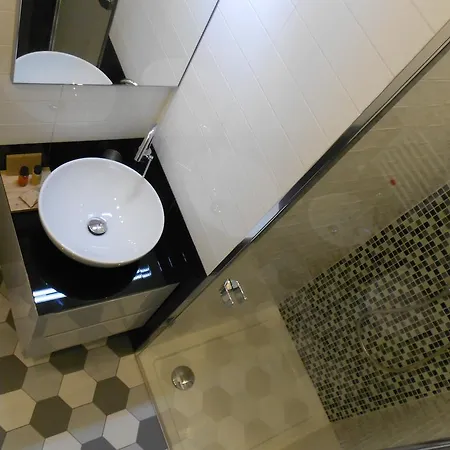 ゲストハウス Sinfonia Sul Tevere 4*