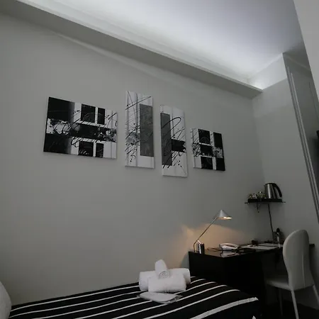 ゲストハウス Sinfonia Sul Tevere 4*